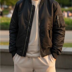 H&M Men’s Black Bomber Jacket - Size Medium